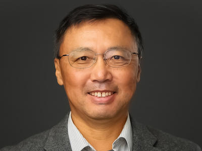 Ming Zhao Headshot